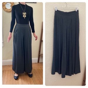 UNIQLO high-rise wide-leg pants in gray